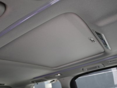 2022 Toyota ALPHARD — миниатюра 28