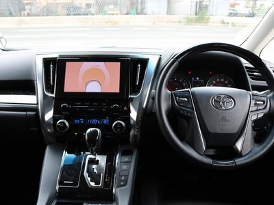 2022 Toyota ALPHARD — миниатюра 16