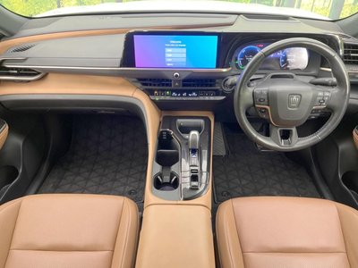 TOYOTA CROWN SPORT - 2