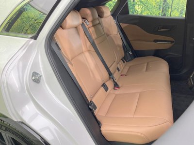 TOYOTA CROWN SPORT - 9