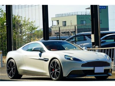 ASTON MARTIN VANQUISH - 1