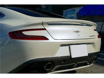 ASTON MARTIN VANQUISH - 8
