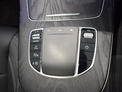 صورة مصغرة 14 لـ 2022 Mercedes-BENZ E-CLASS