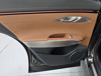 2024 Genesis GV70 thumbnail 15
