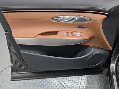 2024 Genesis GV70 thumbnail 14