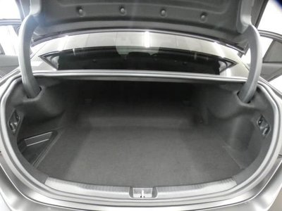 2025 Mercedes-BENZ C-CLASS 照片 9