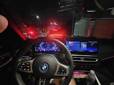 BMW I4 - 10