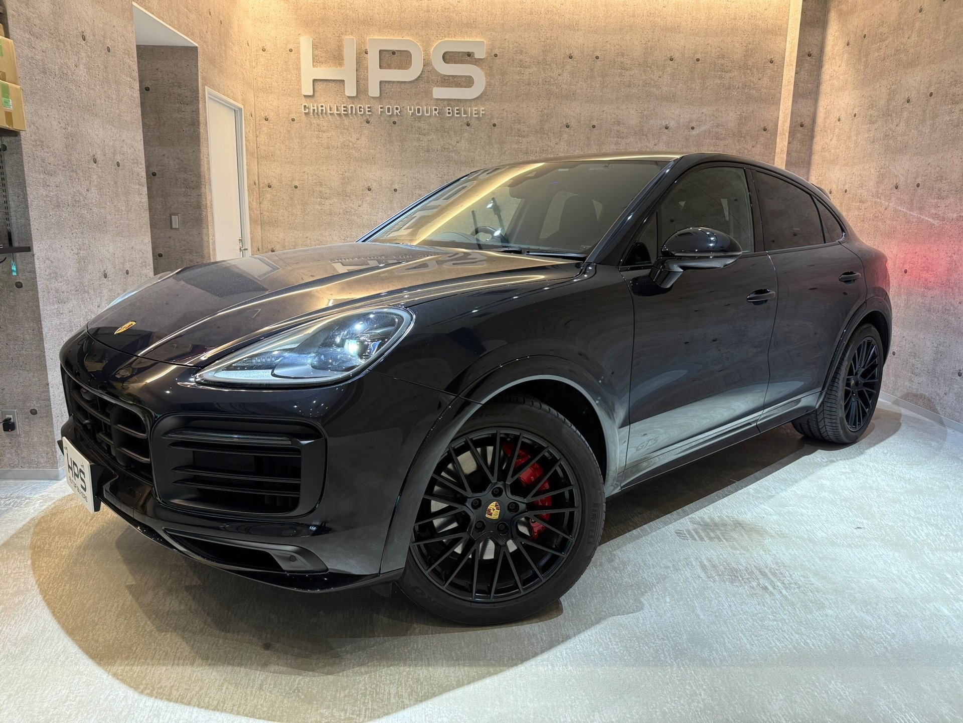 PORSCHE CAYENNE COUPE - View 1