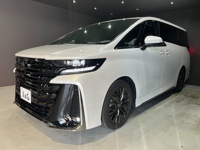 TOYOTA VELLFIRE - 3