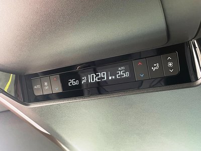 2025 Toyota VELLFIRE thumbnail 39