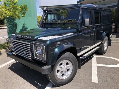 LAND ROVER DEFENDER