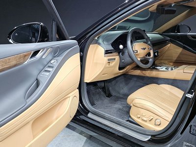 GENESIS G80 (RG3) - 10