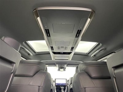 2024 Toyota ALPHARD — миниатюра 12
