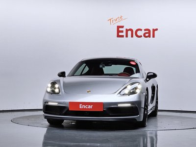 صورة 2 لـ 2021 Porsche 718
