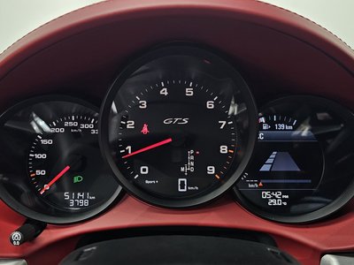 2021 Porsche 718 — миниатюра 11