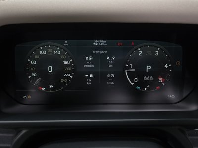 LAND ROVER DEFENDER - 8