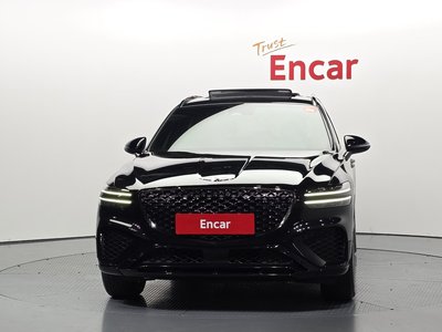 صورة 2 لـ 2021 Genesis GV70
