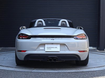 2024 Porsche 718 — миниатюра 16
