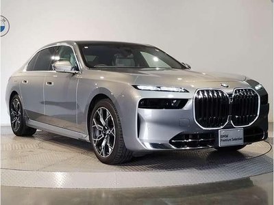 BMW 7 SERIES - 1