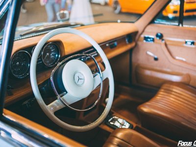 MERCEDES-BENZ C114 EARLY PERIOD - 3