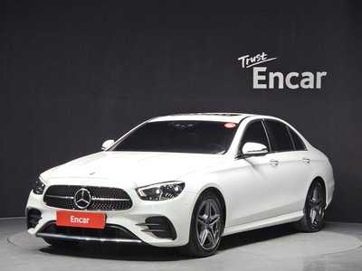 MERCEDES-BENZ E-CLASS - 1