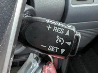 TOYOTA LAND CRUISER 70 - 8