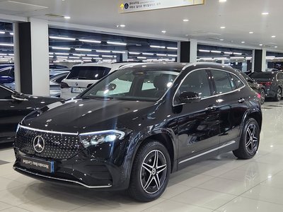 MERCEDES-BENZ EQA - 1