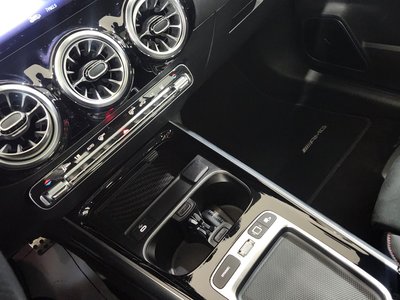 MERCEDES-BENZ EQA - 9