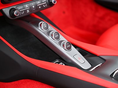 صورة مصغرة 17 لـ 2023 Ferrari PORTOFINO M