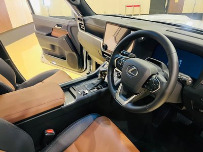 2025 Lexus GX 缩略图 36