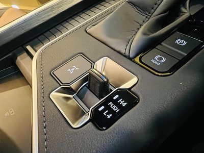 2025 Lexus GX 缩略图 48
