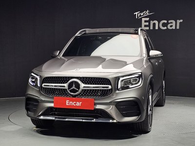2023 Mercedes-BENZ GLB photo 2
