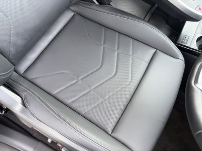 2025 BMW X1 — миниатюра 21