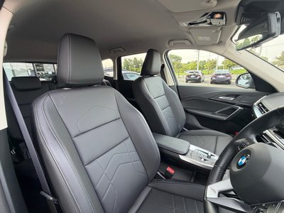 2025 BMW X1 — миниатюра 18