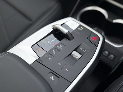 2025 BMW X1 — миниатюра 39