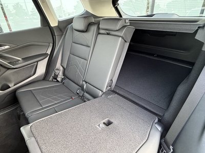 2025 BMW X1 — миниатюра 54