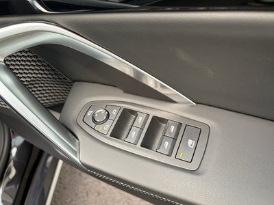 2025 BMW X1 — миниатюра 17