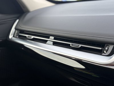 2025 BMW X1 — миниатюра 42