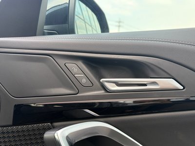 2025 BMW X1 — миниатюра 16