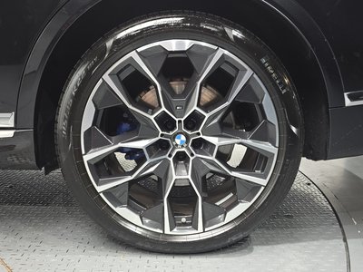 BMW X7 - 8