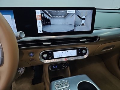 صورة 10 لـ 2022 Genesis GV60