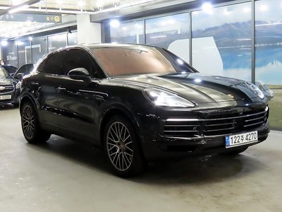PORSCHE CAYENNE - 1
