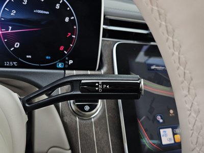 MERCEDES-BENZ E-CLASS - 9