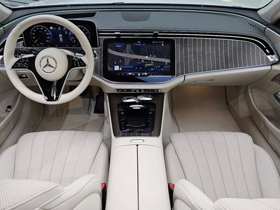 MERCEDES-BENZ E-CLASS - 5