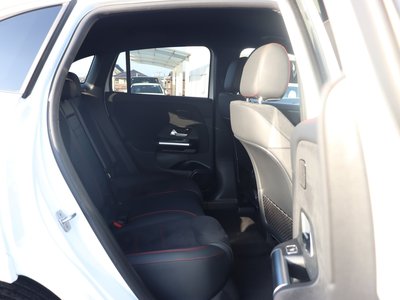 MERCEDES-BENZ EQA - 3