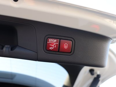 MERCEDES-BENZ EQA - 5