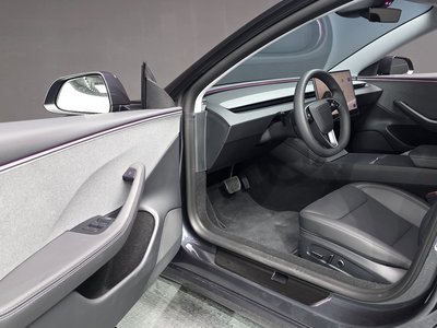 2026 Tesla MODEL 3 — миниатюра 13