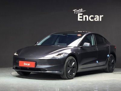 2026 Tesla MODEL 3 — фото 1