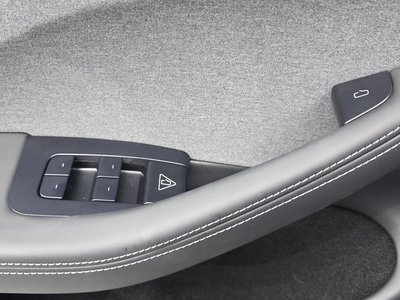 2026 Tesla MODEL 3 — миниатюра 25