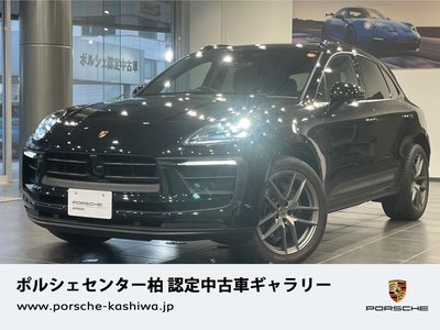 PORSCHE MACAN - 1